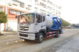 D9東風(fēng)8方吸污車