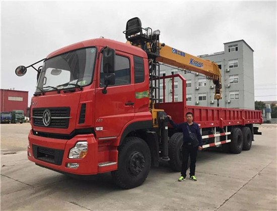 東風(fēng)天龍16噸徐工隨車吊